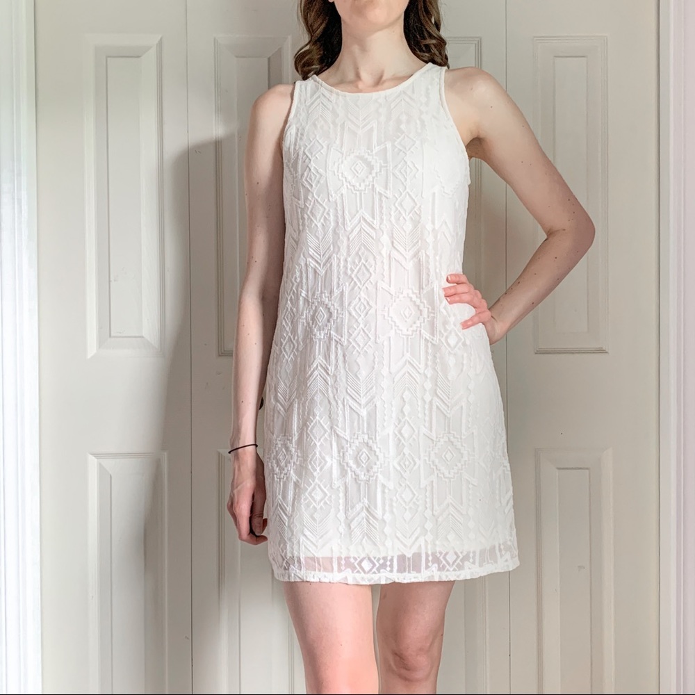 White cream shift dress w/ lace